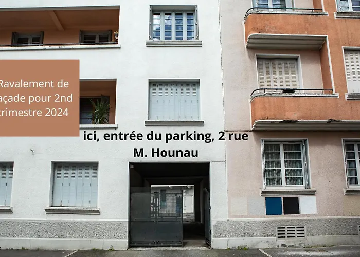 T3 78 M2 Parking, Centre